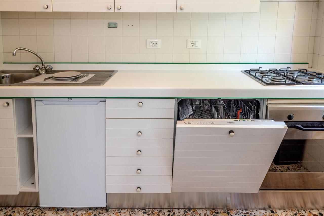 Casa Bell - Appartamento Con Parcheggio Privato E Bike Room Finale Ligure Εξωτερικό φωτογραφία